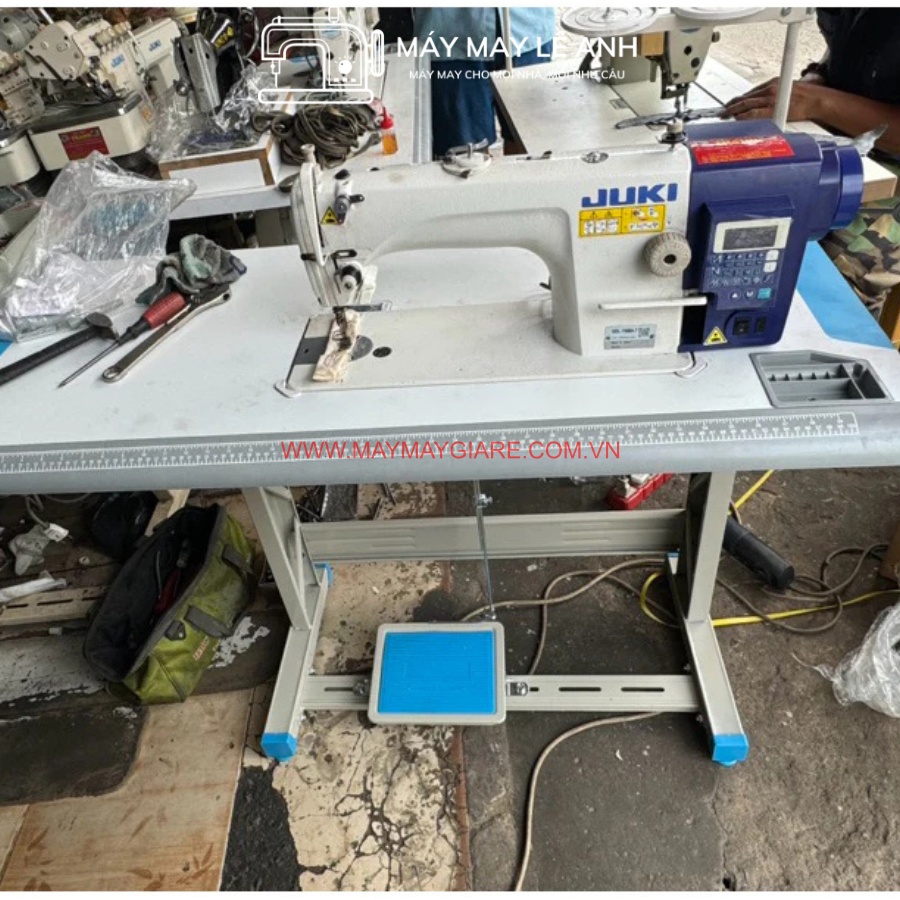 Máy May 1 Kim Juki Điện Tử 7000a Liền Trục Chính Hãng Máy May 1 Kim Juki Điện Tử 7000a Liền Trục Chính Hãng