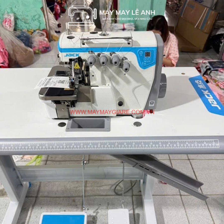 Máy Vắt Sổ Jack E4s_5 Liền Trục Máy Vắt Sổ Jack E4s_5 Liền Trục