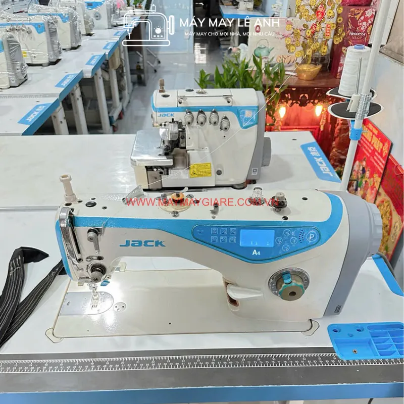 Máy 1 Kim Cắt Chỉ Nâng Chân Vịt Tự Động Jack A4