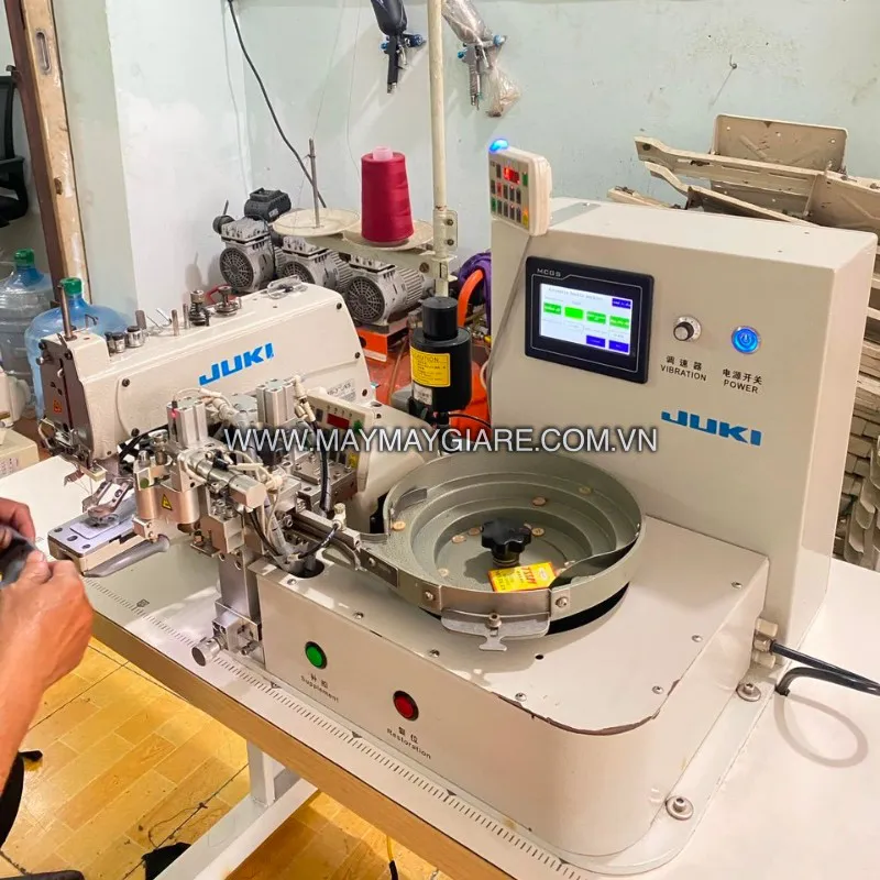 Máy Đính Nút Tự Động Juki Tự Cấp Nút