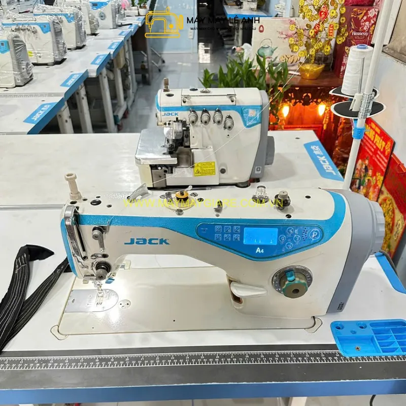 Máy May 1 Kim Điện Tử Jack A4