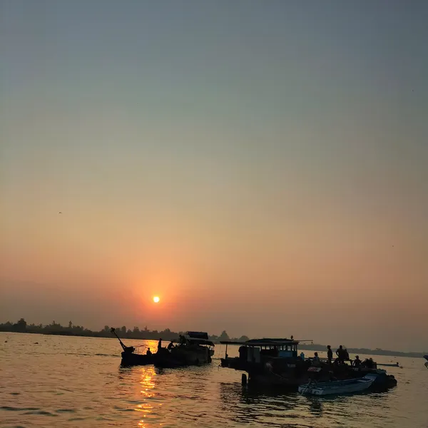 (CT01_MHH) - ĐÓN BÌNH MINH TRÊN DÒNG SÔNG HẬU