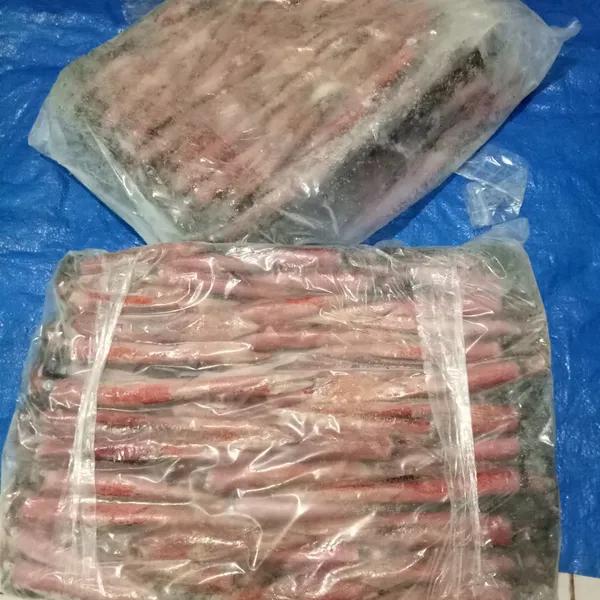 Mực ghim trứng đông tàu Phú Quý