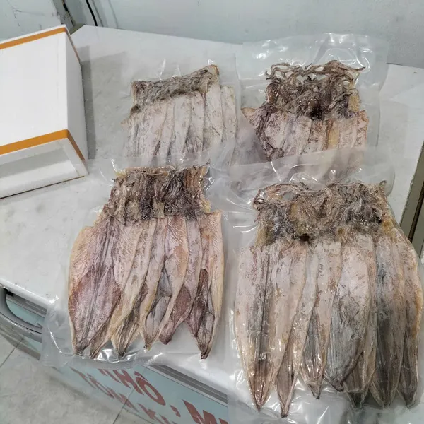 Mực khô size 8/10-12/14-18/20con