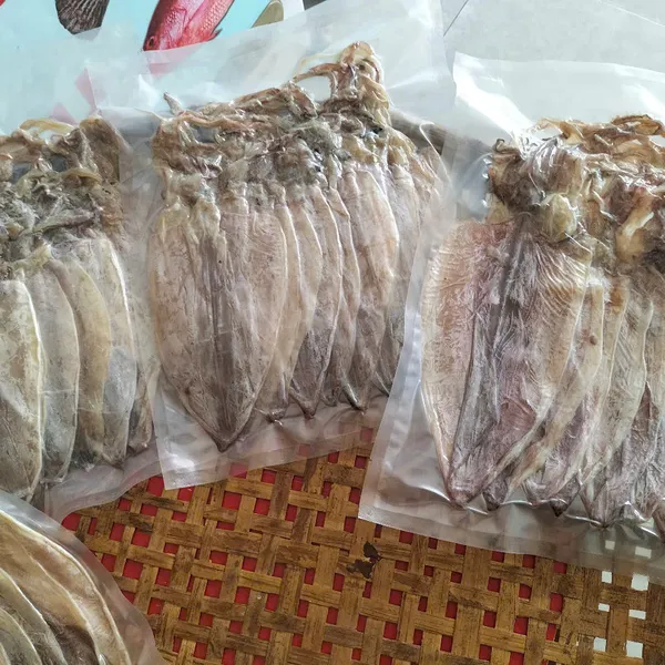 Mực khô size 8/10-12/14-18/20con