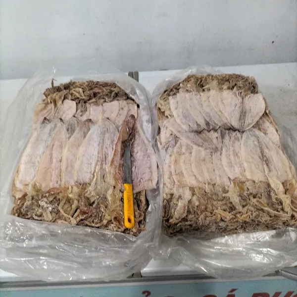 Mực khô size 8/10-12/14-18/20con