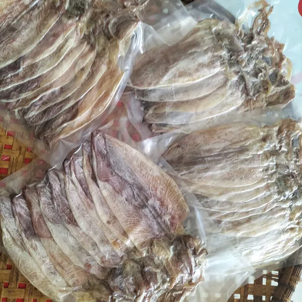 Mực khô size 8/10-12/14-18/20con