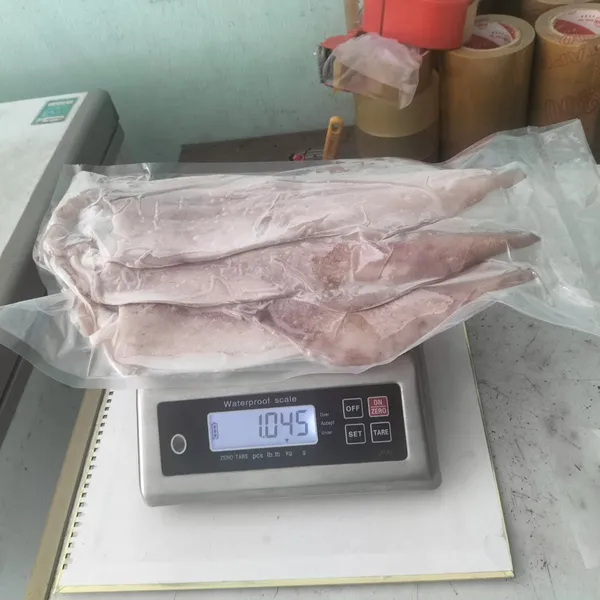 Mực một nắng Phú Quý
