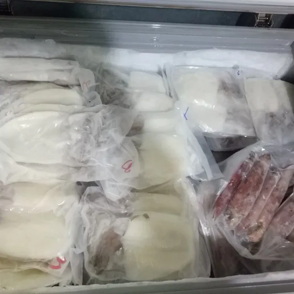 Mực một nắng Phú Quý