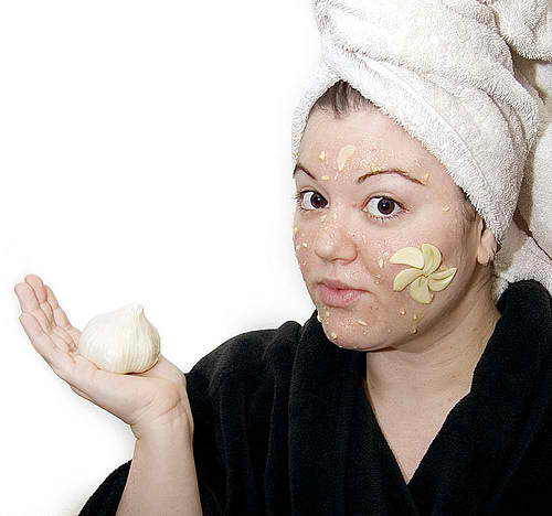 Tỏi trị mụn trứng cá