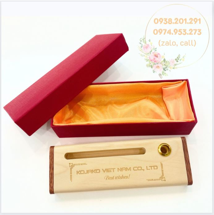 Bút gỗ khắc tên quà tặng đẹp giá rẻ hcm Bút gỗ khắc tên quà tặng đẹp giá rẻ hcm