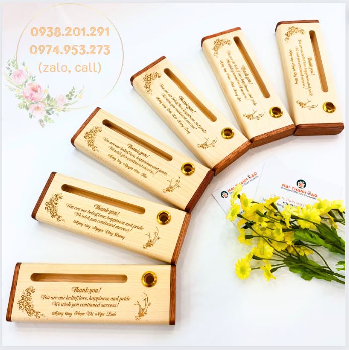Bút gỗ khắc tên quà tặng đẹp giá rẻ hcm Bút gỗ khắc tên quà tặng đẹp giá rẻ hcm
