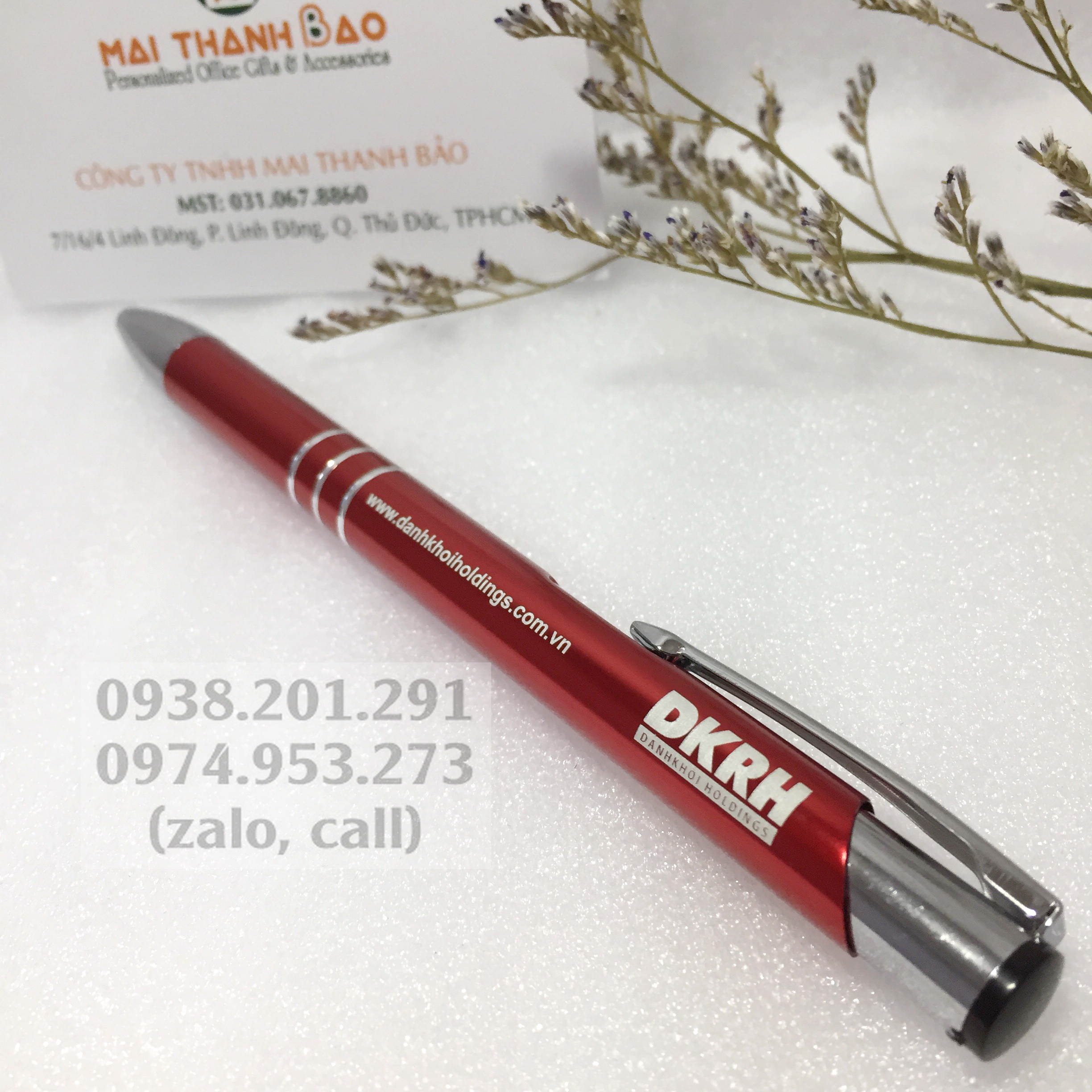 Bút ký cao cấp kim loại khắc tên làm quà tặng sinh nhật độc đáo ý nghĩa Bút ký cao cấp kim loại khắc tên làm quà tặng sinh nhật độc đáo ý nghĩa