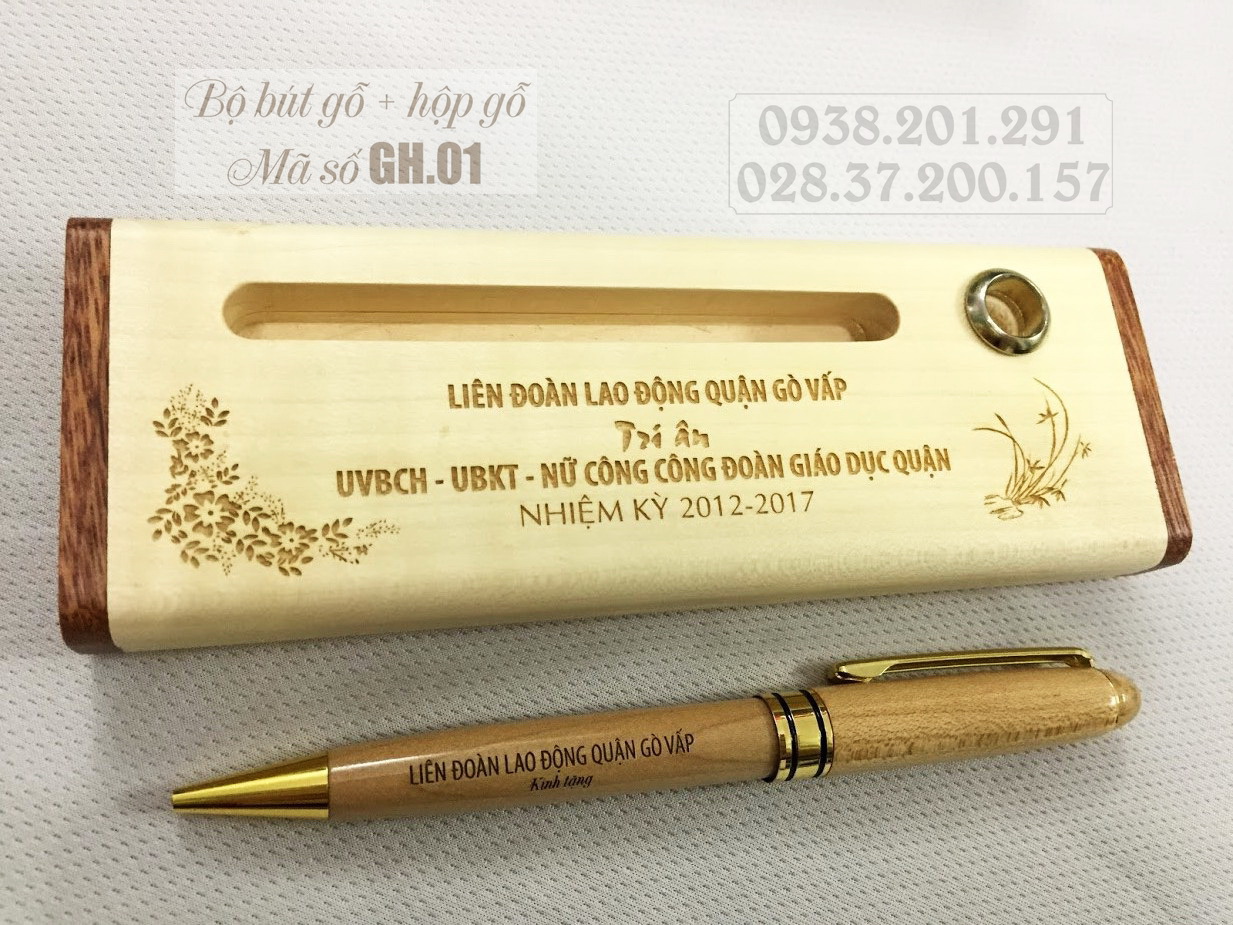 Bộ bút gỗ đẹp khắc tên theo yêu cầu giá rẻ tại tphcm thủ đức bình thạnh quận 1 2 3 4 5 6 7 8 9 10 11 12 Bộ bút gỗ đẹp khắc tên theo yêu cầu giá rẻ tại tphcm thủ đức bình thạnh quận 1 2 3 4 5 6 7 8 9 10 11 12