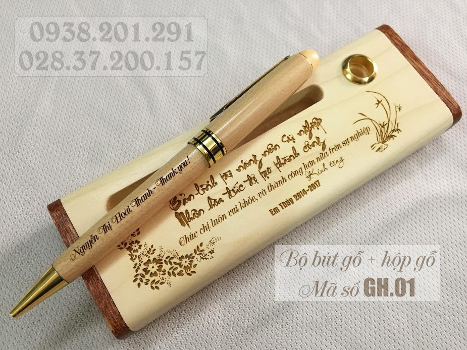 Bộ bút gỗ đẹp khắc tên theo yêu cầu giá rẻ tại tphcm thủ đức bình thạnh quận 1 2 3 4 5 6 7 8 9 10 11 12 Bộ bút gỗ đẹp khắc tên theo yêu cầu giá rẻ tại tphcm thủ đức bình thạnh quận 1 2 3 4 5 6 7 8 9 10 11 12