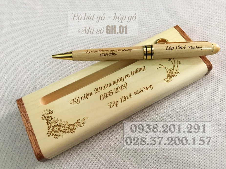 Bộ bút gỗ đẹp khắc tên theo yêu cầu giá rẻ tại tphcm thủ đức bình thạnh quận 1 2 3 4 5 6 7 8 9 10 11 12 Bộ bút gỗ đẹp khắc tên theo yêu cầu giá rẻ tại tphcm thủ đức bình thạnh quận 1 2 3 4 5 6 7 8 9 10 11 12
