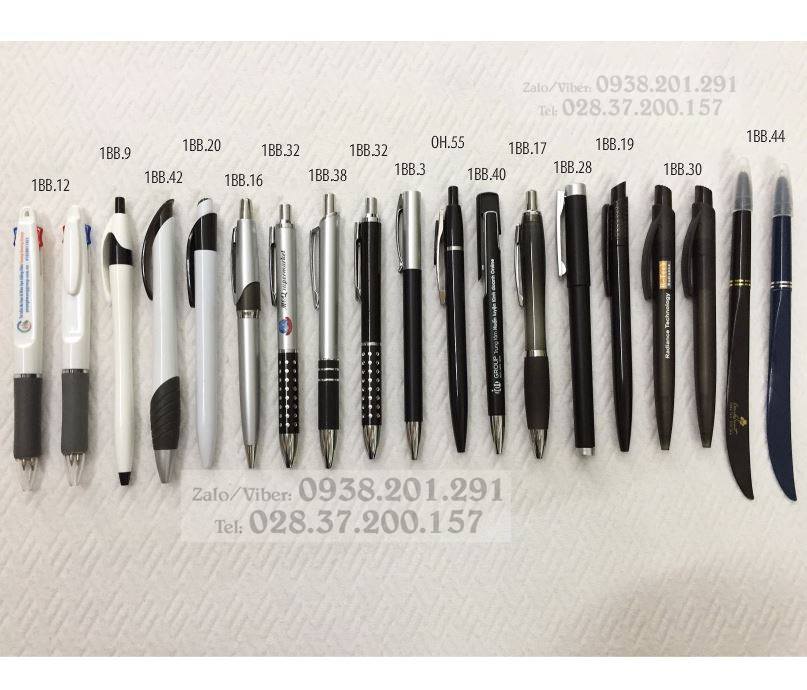 Các kiểu bút bi nhựa màu đen in logo giá rẻ nhất tphcm quà tặng quảng cáo Các kiểu bút bi nhựa màu đen in logo giá rẻ nhất tphcm quà tặng quảng cáo