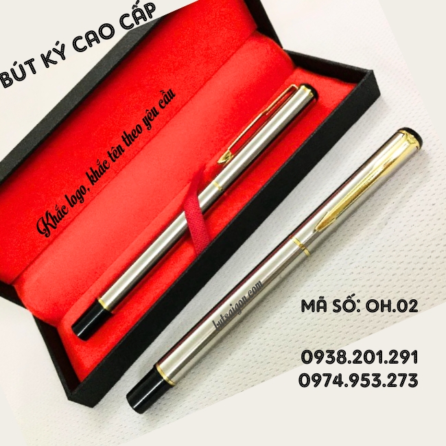 Bút ký khắc tên cao cấp màu trắng đen phối cài vàng giá rẻ làm quà tặng Bút ký khắc tên cao cấp màu trắng đen phối cài vàng giá rẻ làm quà tặng