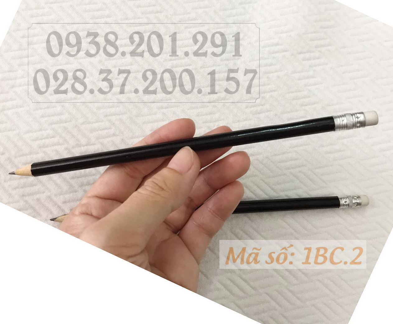 Đặt in bút chì viết chì gỗ thân tròn màu xanh màu đỏ màu xám in logo giá rẻ tại TPHCM Đặt in bút chì viết chì gỗ thân tròn màu xanh màu đỏ màu xám in logo giá rẻ tại TPHCM