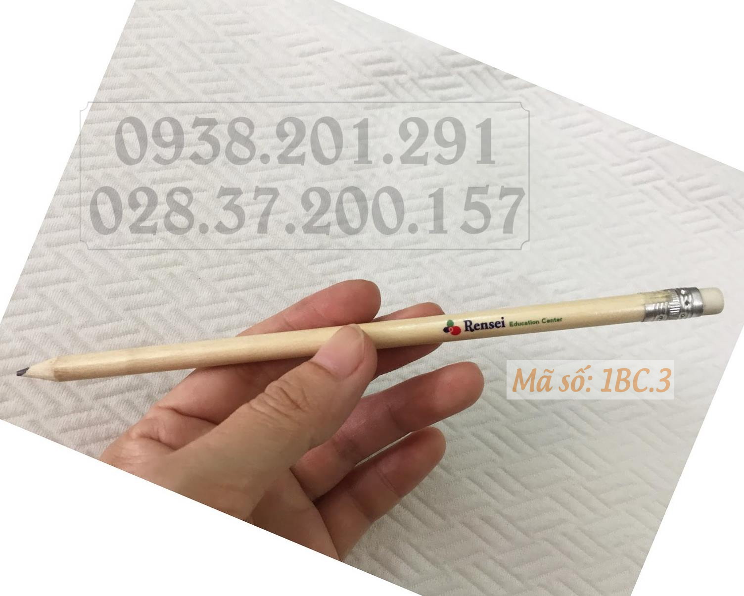 Bút chì viết chì gỗ màu trắng giá rẻ in logo công ty theo yêu cầu tại TPHCM Bút chì viết chì gỗ màu trắng giá rẻ in logo công ty theo yêu cầu tại TPHCM