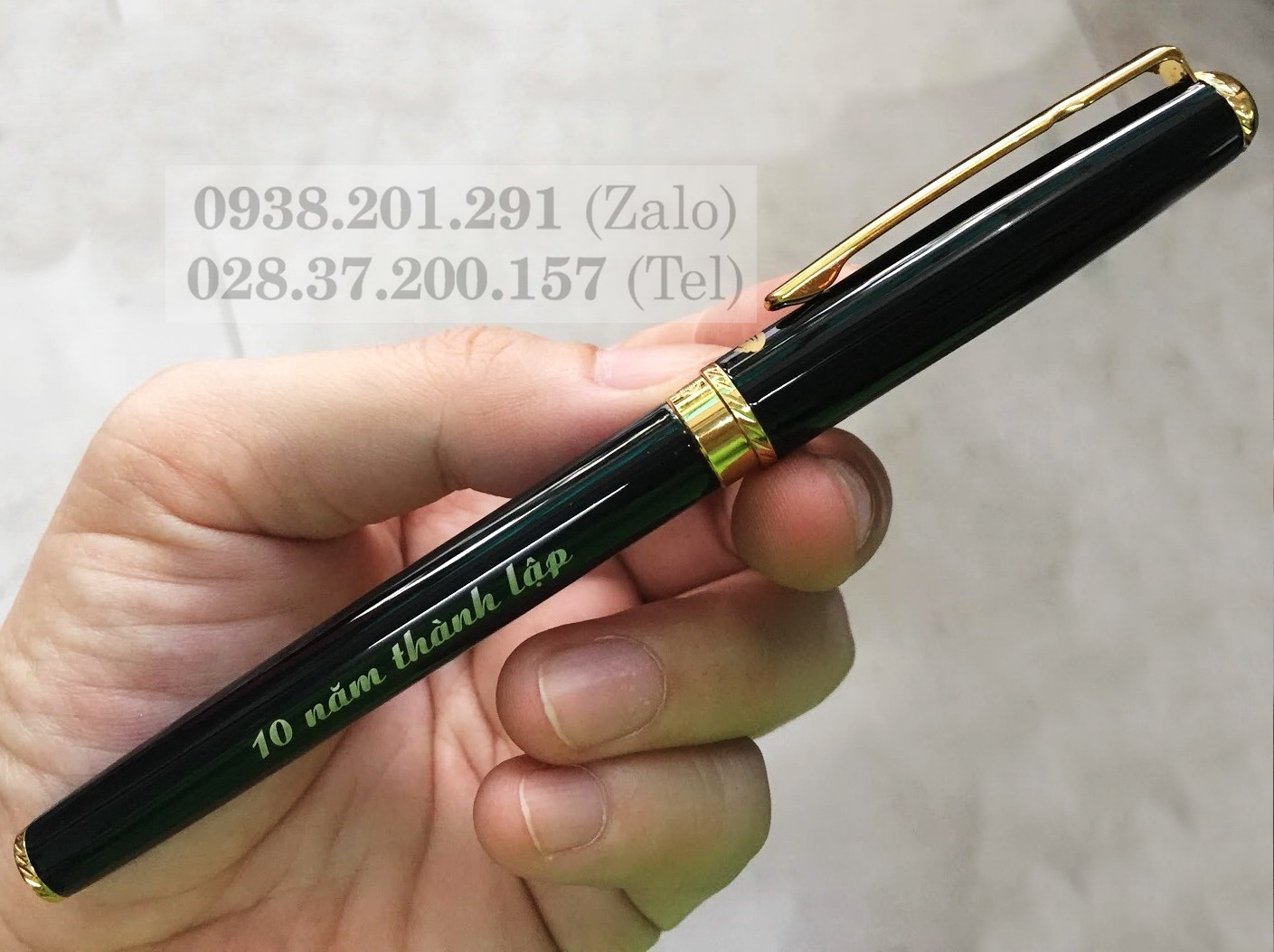 Bút ký cao cấp khắc tên làm quà tặng sinh nhật giá rẻ lấy nhanh gấp tphcm Bút ký cao cấp khắc tên làm quà tặng sinh nhật giá rẻ lấy nhanh gấp tphcm