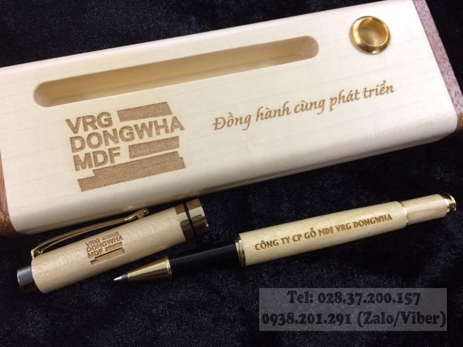 Bút khắc tên phù hợp làm món quà tặng Bút khắc tên phù hợp làm món quà tặng