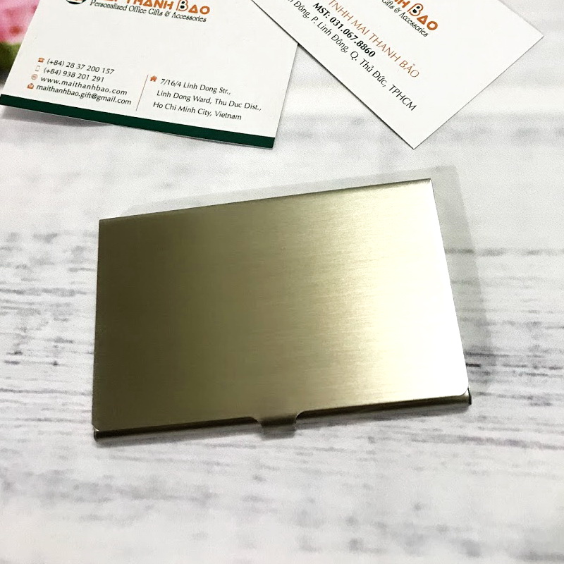 Hộp đựng name card kim loại đẹp giá rẻ lịch sự khắc tên quà tặng hcm Hộp đựng name card kim loại đẹp giá rẻ lịch sự khắc tên quà tặng hcm