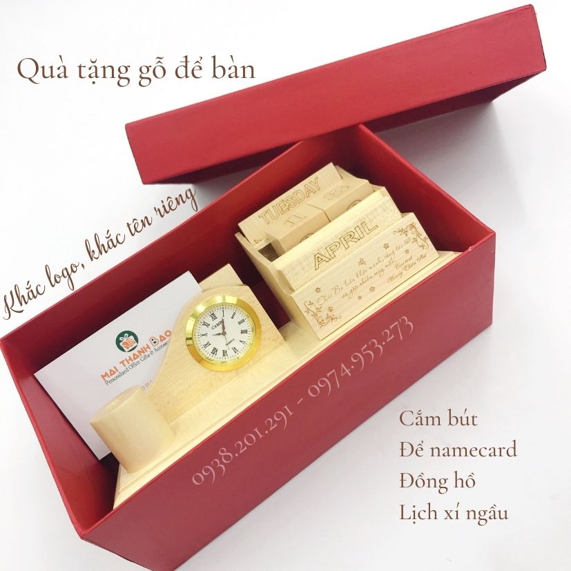 Lịch gỗ để bàn khắc tên làm quà tặng dễ thương xinh xắn Lịch gỗ để bàn khắc tên làm quà tặng dễ thương xinh xắn