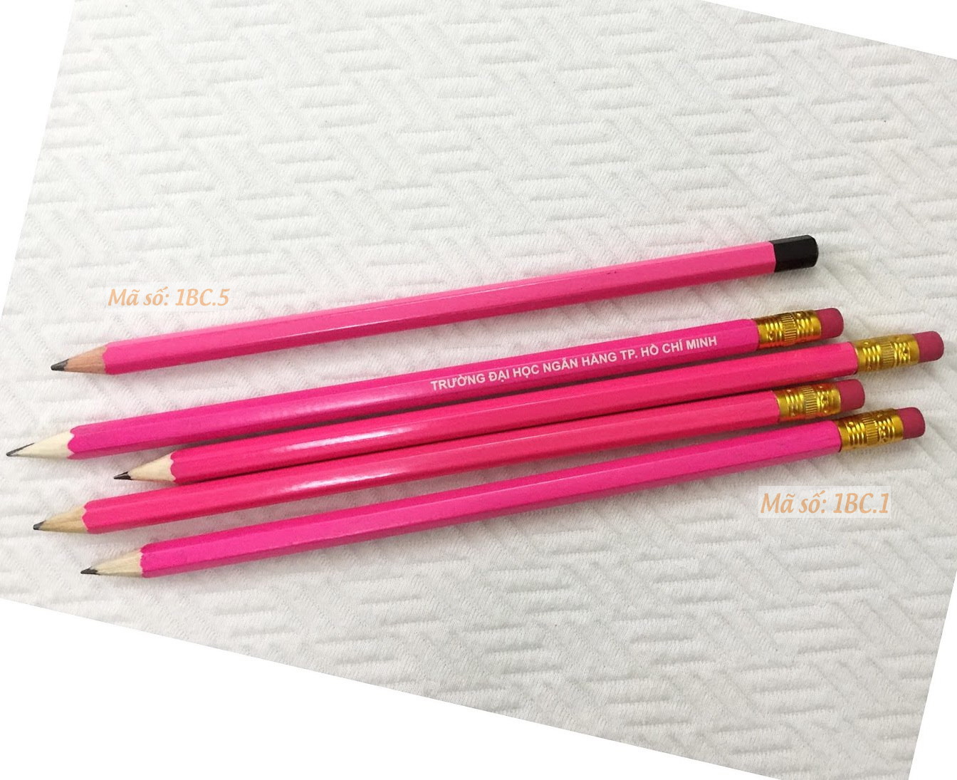 Bút chì in logo màu hồng giá rẻ nhất tphcm Bút chì in logo màu hồng giá rẻ nhất tphcm