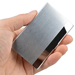 Hộp namecard khắc logo, quà tặng doanh nghiệp độc đáo ngày càng phổ biến
