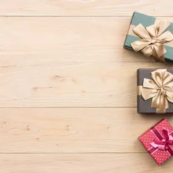 Top 8+ ý tưởng tặng quà bạn thân là con gái 2021