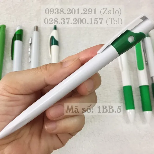 Bút bi nhựa xanh dương và màu bạc MS 1BB.5