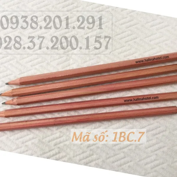 Bút chì in logo công ty giá rẻ màu đỏ hồng gỗ tự nhiên- MS 1BC.7