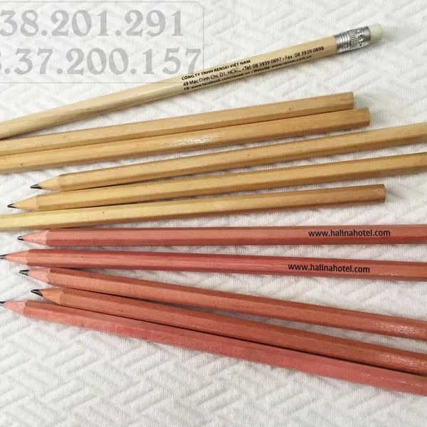 Các mẫu bút chì màu gỗ tự nhiên giá rẻ in logo