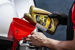 Nhớt ENI của nước nào? có tốt không? giá bao nhiêu?