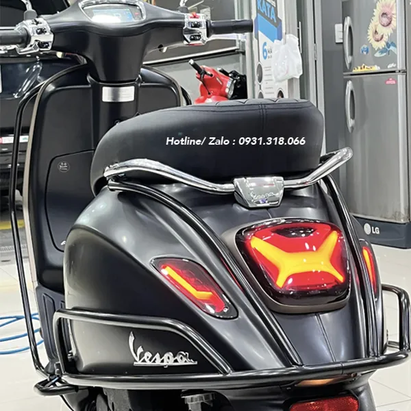 Đèn hậu TUN kiểu X Sprint