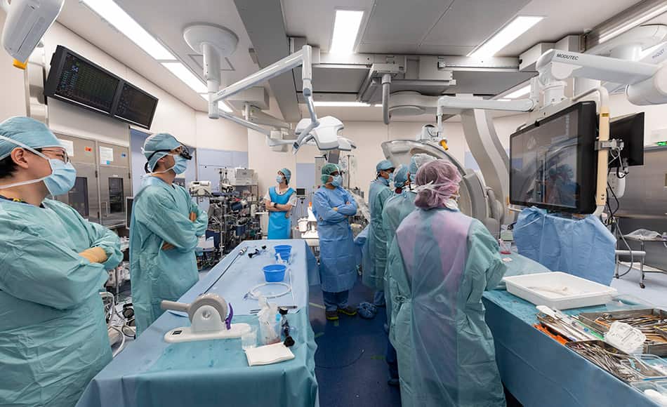 Phòng phẫu thuật Hybrid