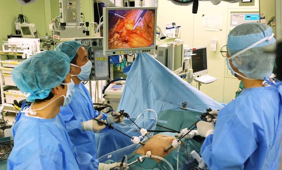 Chẩn đoán và điều trị phẫu thuật các bệnh ác tính