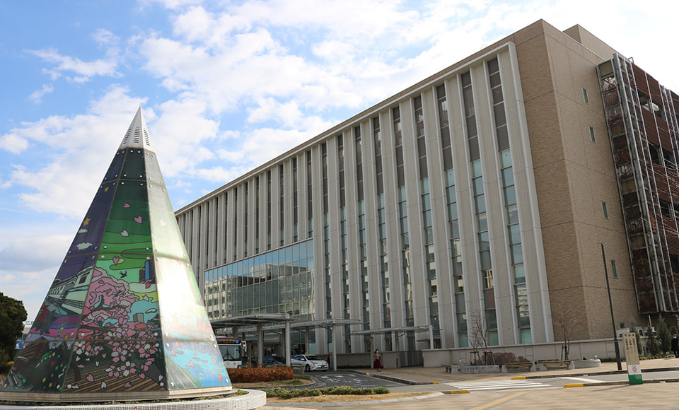 Đài tưởng niệm