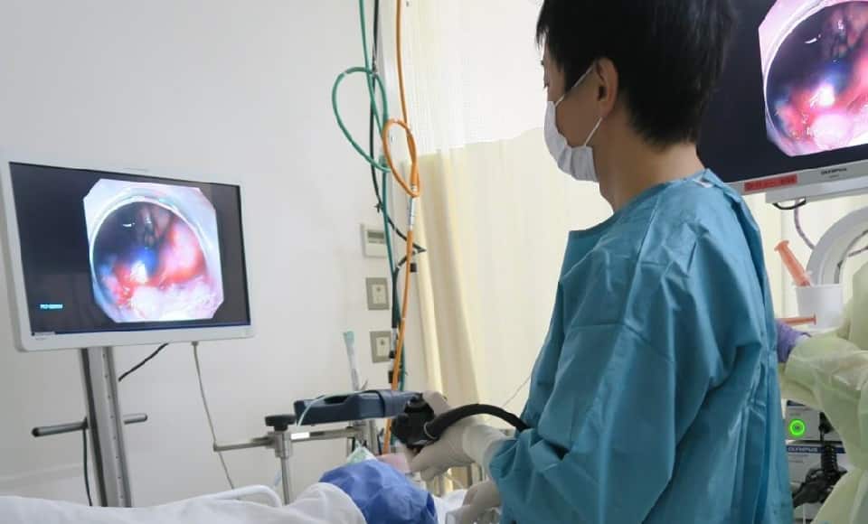 Phẫu thuật cắt niêm mạc dưới nội soi (ESD)