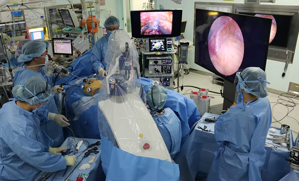 Phẫu thuật nội soi 8k