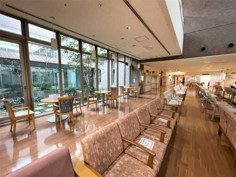 Phòng chờ khám ngoại trú