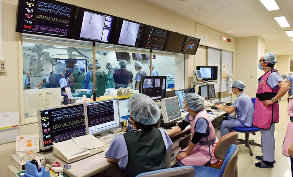 Phòng điều trị ống thông Hybrid