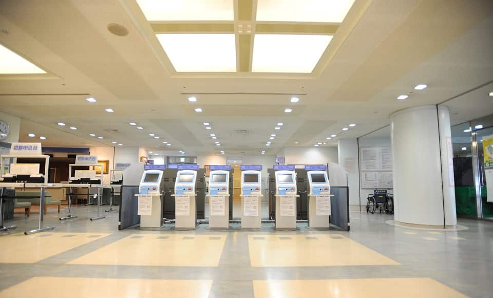 Quầy check in tự động