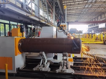 Ứng Dụng Thực Tế Của Máy Hàn Tự Động: Từ Ống Thẳng, Mặt Bích Đến Cút, Chữ T