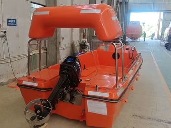 Sự khác biệt giữa Lifeboat FRP vs Steel và lựa chọn theo loại tàu