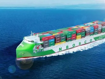 Trung Quốc đóng tàu container điện lớn nhất thế giới