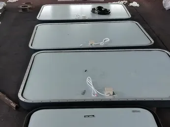 Cửa sổ nhôm kính theo tiêu chuẩn hàng hải: độ bền chống ăn mòn biển