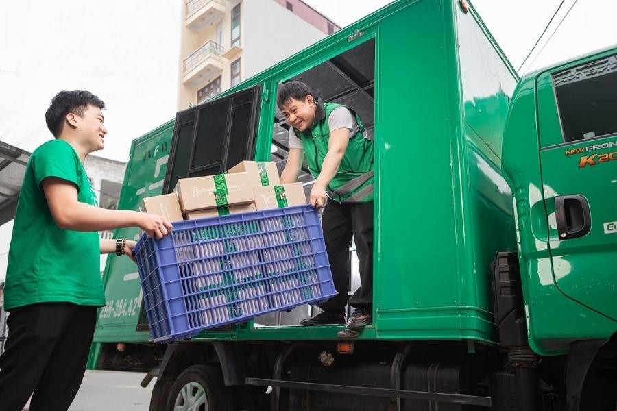 sóng hở trong ngành Logictics