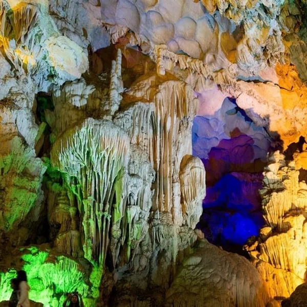 HANOI – HA LONG BAY – SAPA – HA NOI